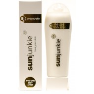 Sunjunkie After care lotion - lock your tan in moisturiser 200 ml.